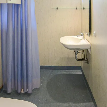 Casa de Férias Gorgeous In Aakirkeby With Wifi *