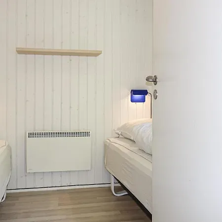 Gorgeous In Aakirkeby With Wifi * Vester Somarken