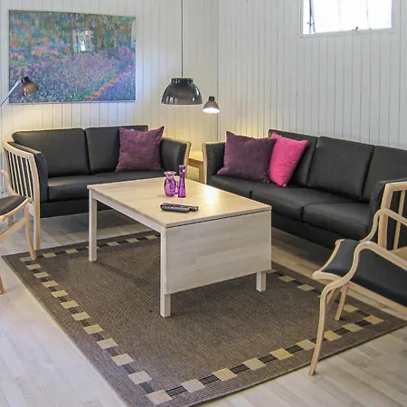 Gorgeous In Aakirkeby With Wifi Vester Somarken
